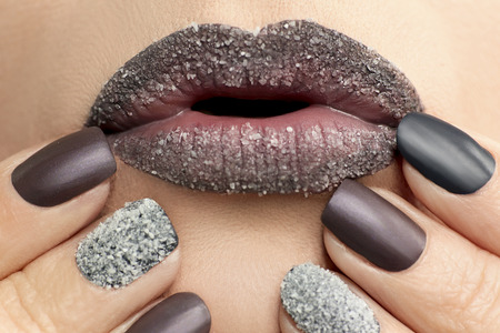 Vernis effet sable